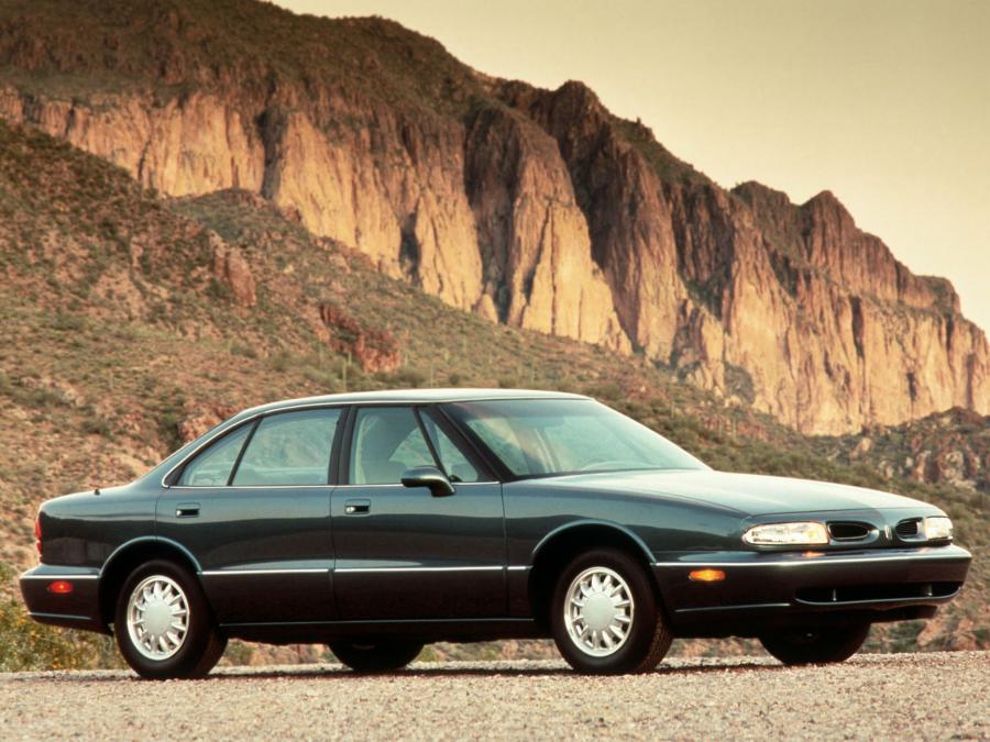  Oldsmobile Eighty Eight 1996 года  (фото 5 из 5)